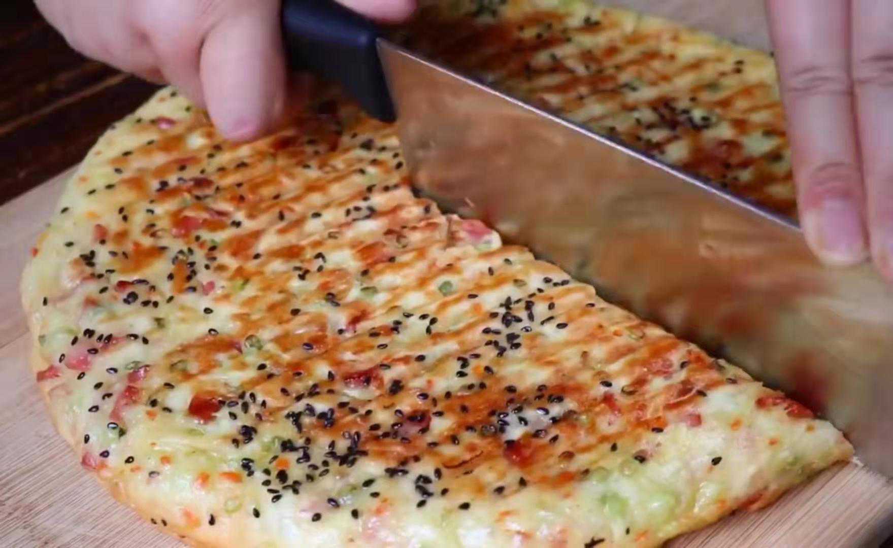 用大米做饼，这样做比包子还好吃，不用揉面，简单一次就能成功