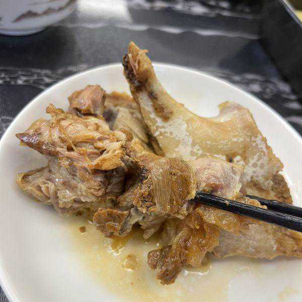 在家不知道吃什么，吃酱大骨头就对了