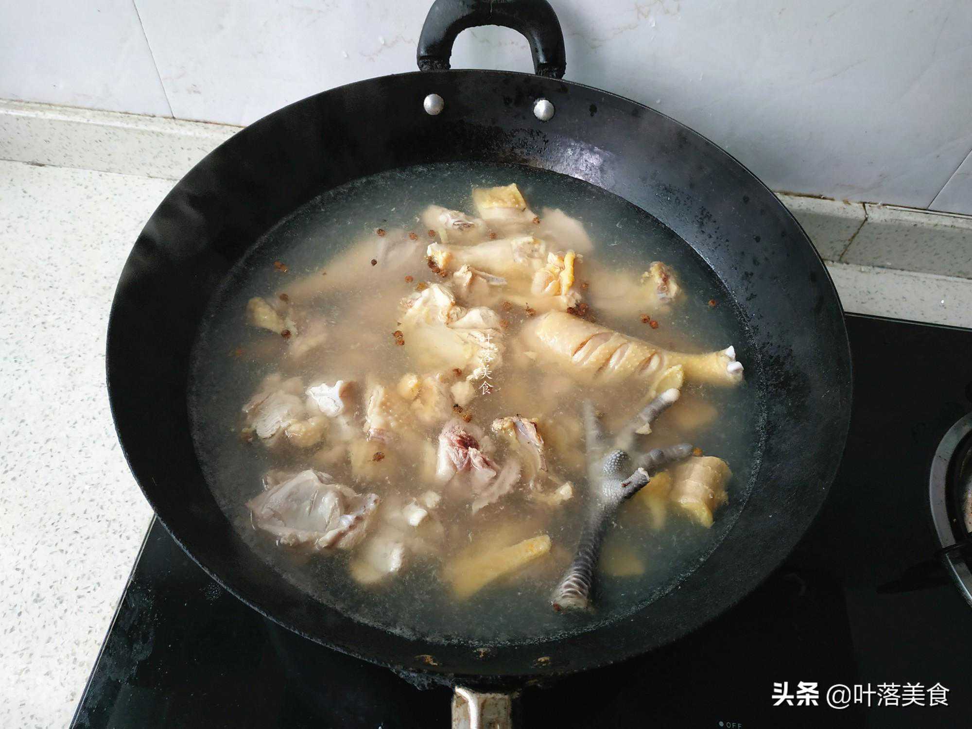 教你做地道的东安鸡，香辣酸爽，鲜香不腻，爱吃鸡的先收藏了！