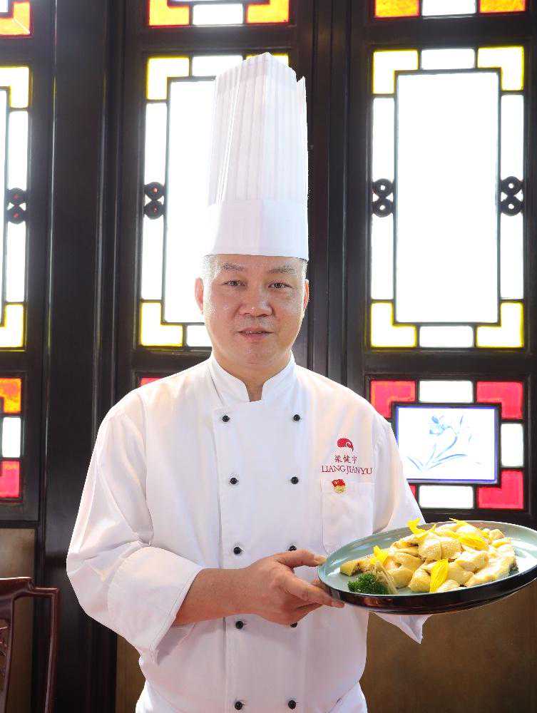 广州过年怎么玩〡“南粤厨神”喊话过大年的你，食在广州先尝此味！
