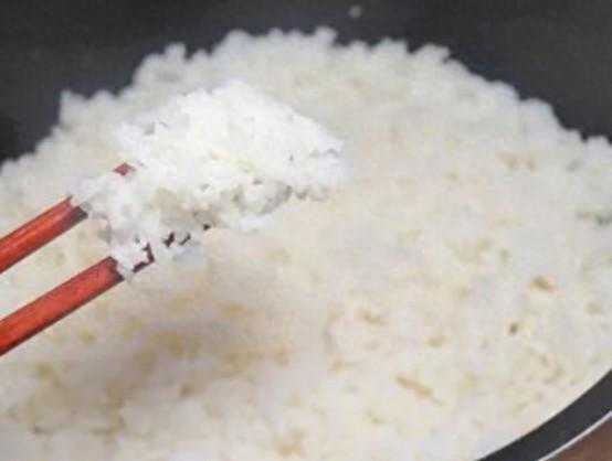 让你做出的大米饭，好吃100倍的“5个”绝招，每顿能多吃一大碗！