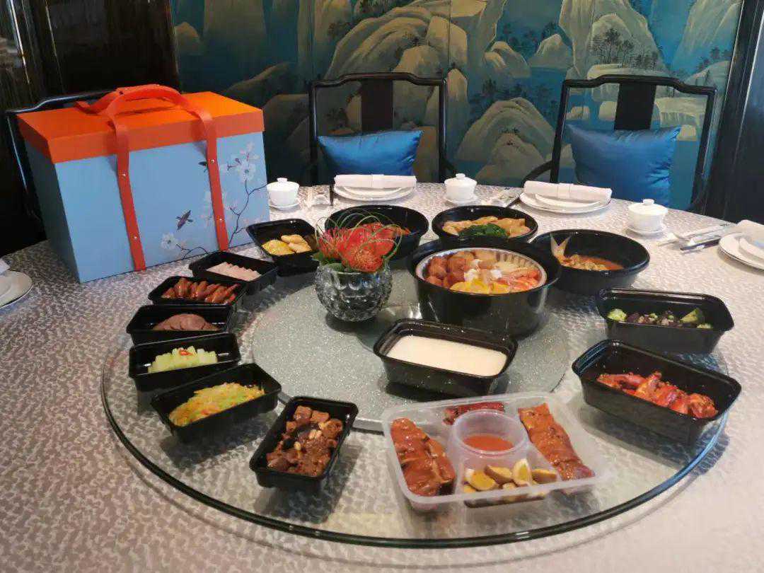 送来的年夜饭套餐如何保证口味“不走样”？这家酒店有妙招→