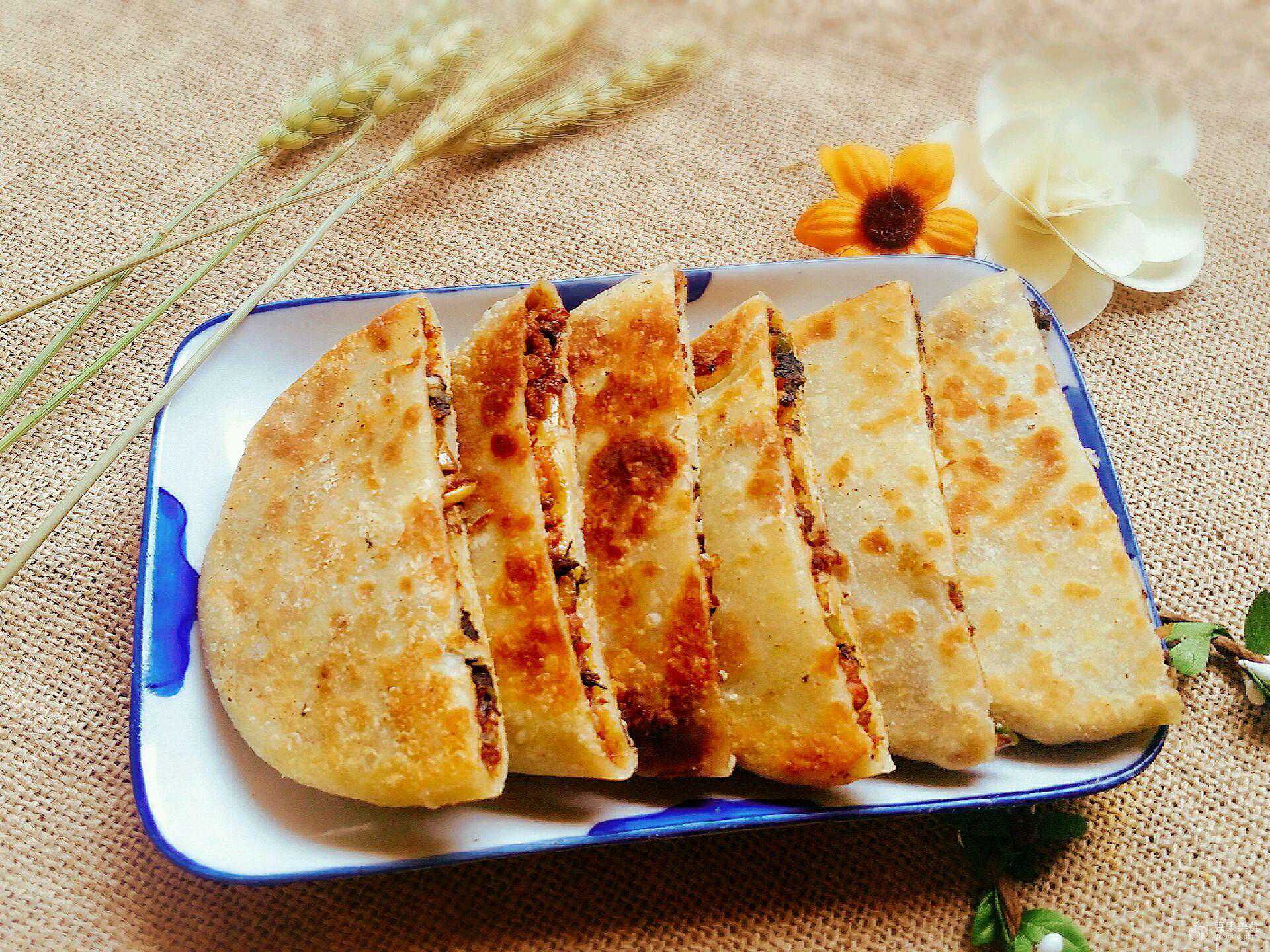 梅干菜肉饼的做法